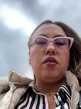 VIOLETA-25  online show from 14, 5, 2026