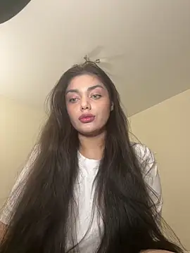 Sweet Khalifa  online show from 2, 2, 2025