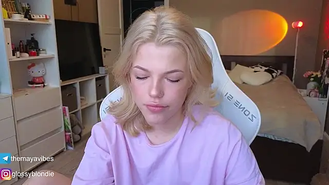 Maya Rave online show from 13, 4, 2026