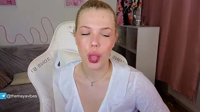 Maya Rave online show from 27, 2, 2026