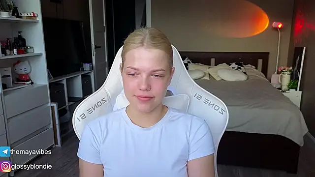 Maya Rave online show from 3, 5, 2026