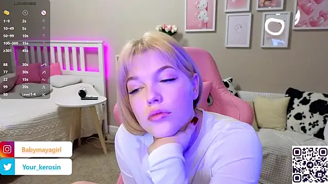 Maya Rave online show from 6, 3, 2025