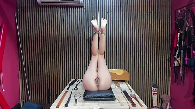 BDSM Vantablack  online show from 20, 2, 2026