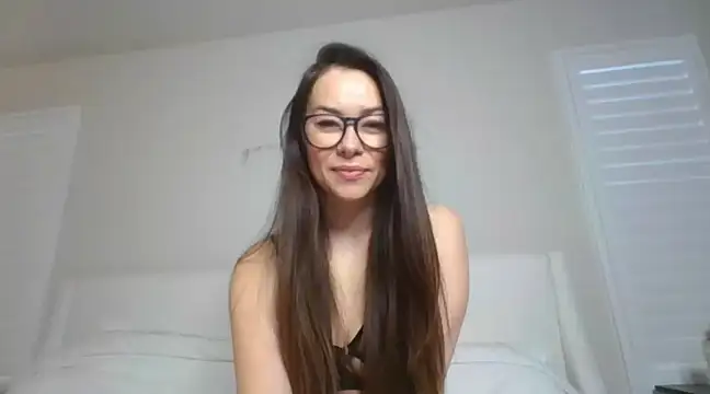 mixedasiangirl online show from 19, 3, 2025