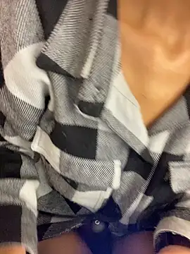 bonnie 18x online show from 5, 12, 2025