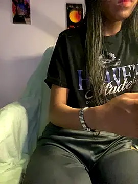 bonnie 18x online show from 27, 10, 2025