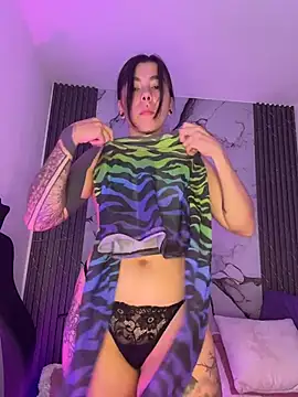 luccianagreyy online show from 4, 6, 2026