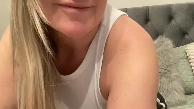 samemilymilf online show from 1, 12, 2025