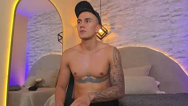 Aron Bolt online show from 2, 2, 2026