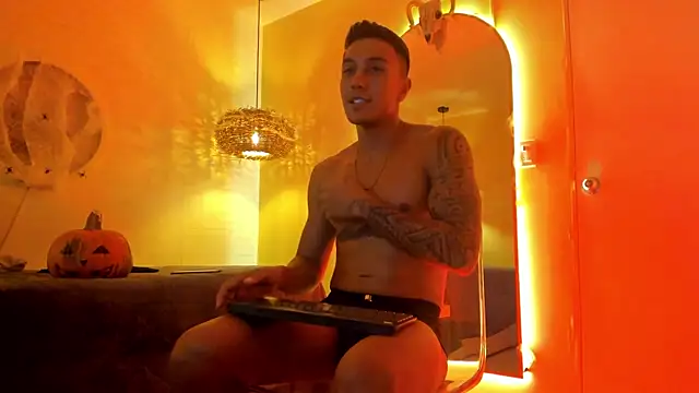 Aron Bolt online show from 1, 11, 2025