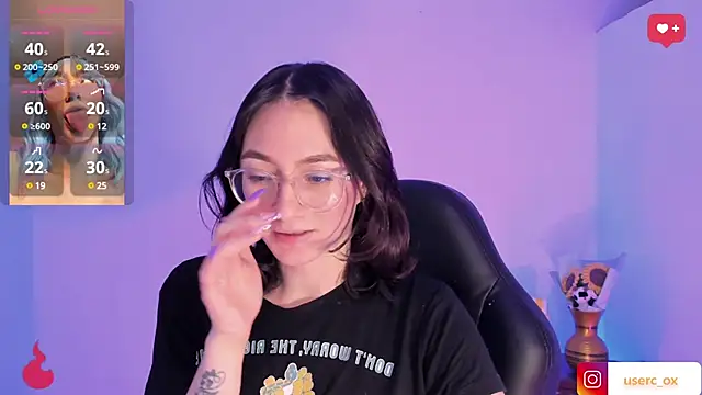 Snapshot of haanna_thompsoon chatting on 5, 2, 2025 haanna thompsoon online show from 5, 2, 2025