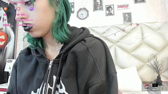 Im gaia online show from 22, 10, 2025