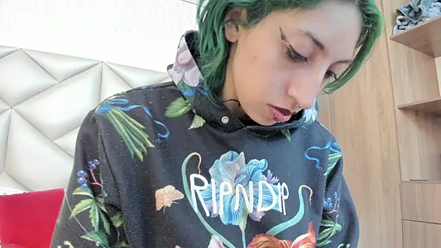 Im gaia online show from 15, 11, 2025