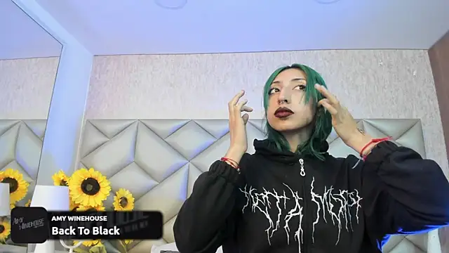 Im gaia online show from 24, 11, 2025