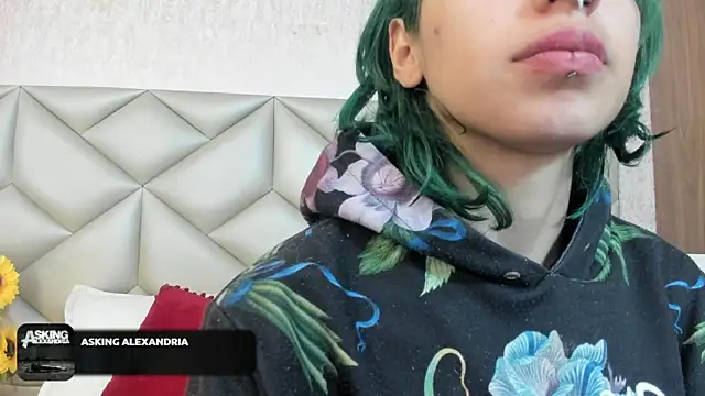 Im gaia online show from 17, 11, 2025