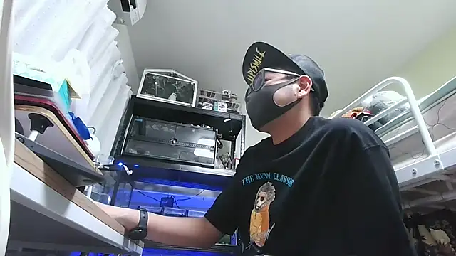 Owl1216 online show from 11, 1, 2025