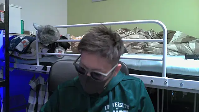 Owl1216 online show from 31, 1, 2025