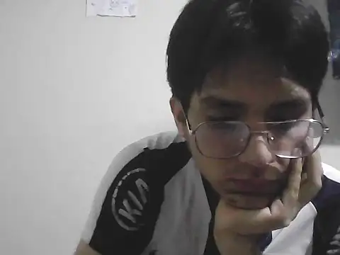 Snapshot of HardDick2 chatting on 11, 6, 2026 HardDick2 online show from 11, 6, 2026