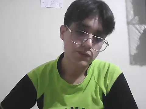 Snapshot of HardDick2 chatting on 14, 7, 2026 HardDick2 online show from 14, 7, 2026
