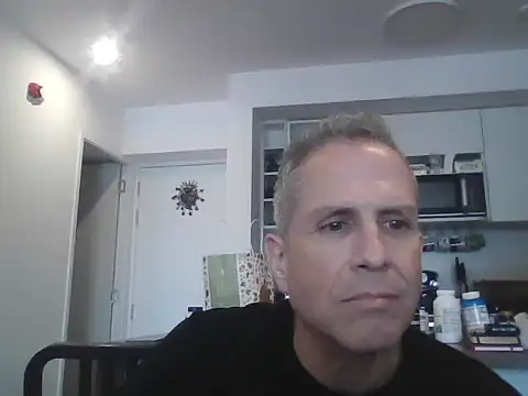 Snapshot of Diegoperrote682661 chatting on 15, 10, 2025 Diegoperrote682661 online show from 15, 10, 2025