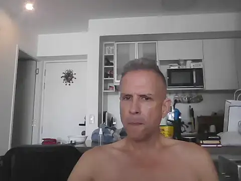 Snapshot of Diegoperrote682661 chatting on 7, 10, 2025 Diegoperrote682661 online show from 7, 10, 2025