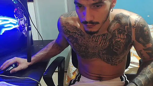 Snapshot of Badboyi1997 chatting on 30, 9, 2025 Badboyi1997 online show from 30, 9, 2025