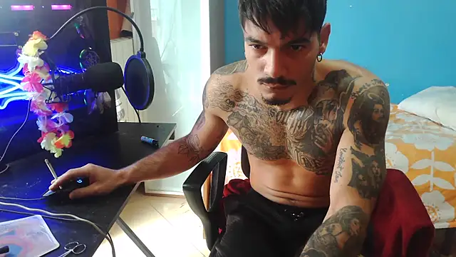 Snapshot of Badboyi1997 chatting on 3, 10, 2025 Badboyi1997 online show from 3, 10, 2025