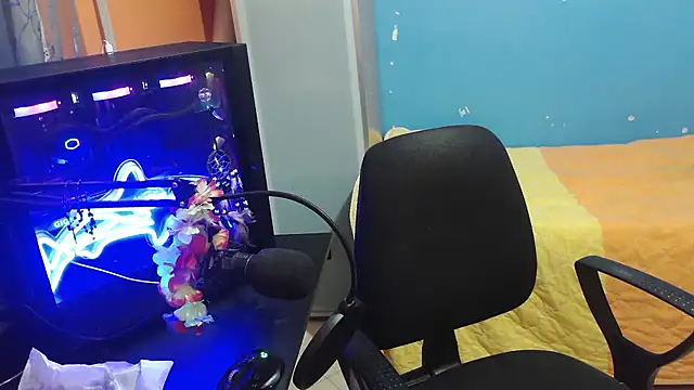 Snapshot of Badboyi1997 chatting on 25, 10, 2025 Badboyi1997 online show from 25, 10, 2025