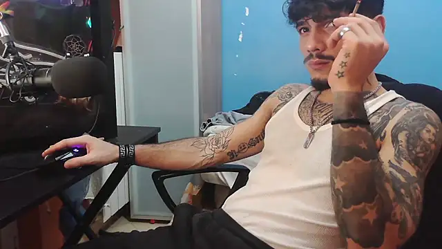 Snapshot of Badboyi1997 chatting on 9, 2, 2026 Badboyi1997 online show from 9, 2, 2026