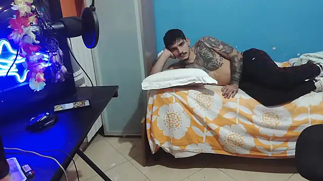 Snapshot of Badboyi1997 chatting on 5, 10, 2025 Badboyi1997 online show from 5, 10, 2025