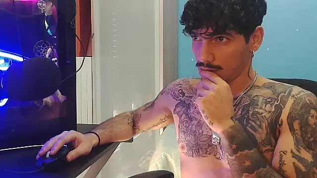 Snapshot of Badboyi1997 chatting on 2, 3, 2026 Badboyi1997 online show from 2, 3, 2026