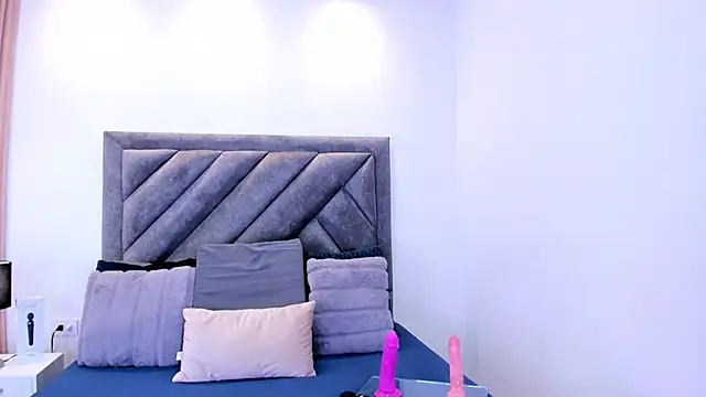 Snapshot of ValeryPettry_1 chatting on 16, 2, 2025 ValeryPettry 1 online show from 16, 2, 2025