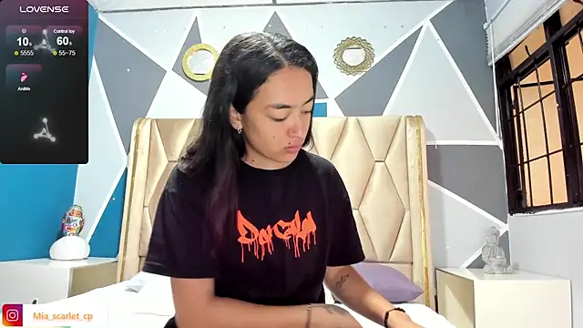 Mia scarlet69 online show from 15, 9, 2025