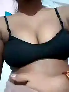 riya houswife online show from 4, 12, 2024