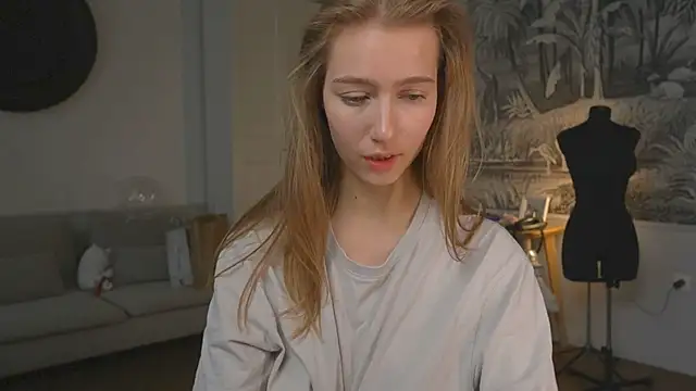 solar bella online show from 4, 1, 2025