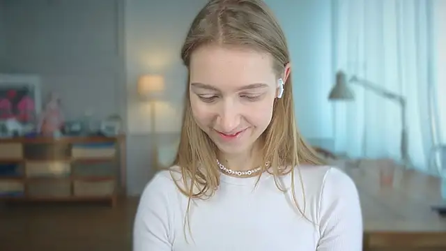 solar bella online show from 24, 2, 2025