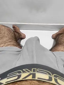 themostnaughtiestguyy online show from 25, 9, 2025