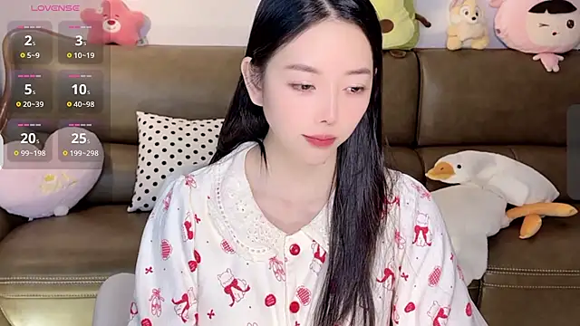 Yilin1999 online show from 5, 2, 2025