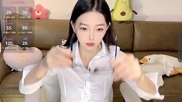 Yilin1999 online show from 11, 2, 2025