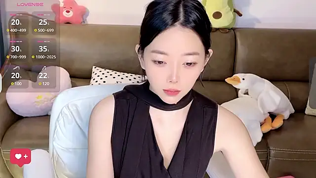 Yilin1999 online show from 10, 3, 2025