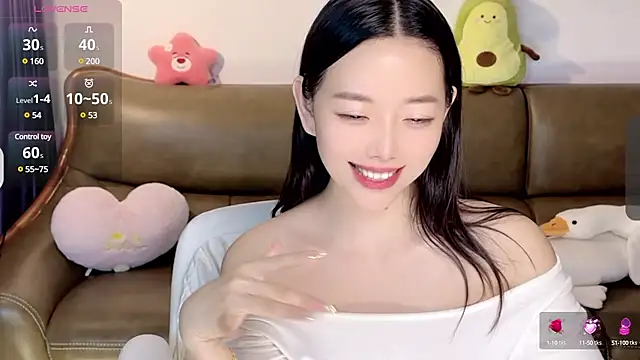 Yilin1999 online show from 16, 2, 2025