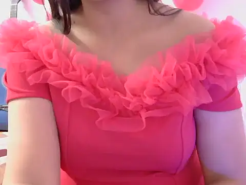 Snapshot of diva-22 chatting on 4, 2, 2025 diva-22 online show from 4, 2, 2025