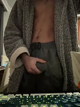 Snapshot of pxrnsenpaii chatting on 20, 3, 2025 pxrnsenpaii online show from 20, 3, 2025