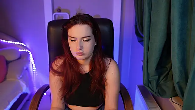 LisaElfy online show from 6, 2, 2026