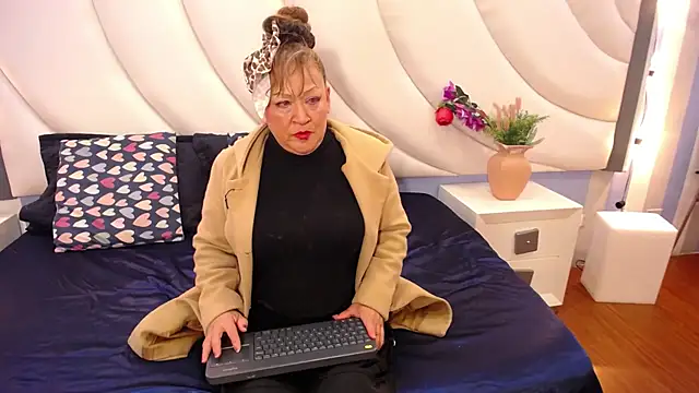 MeryLands online show from 3, 10, 2025