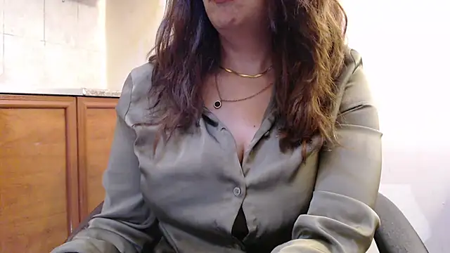 Snapshot of pareeti chatting on 3, 10, 2025 pareeti online show from 3, 10, 2025