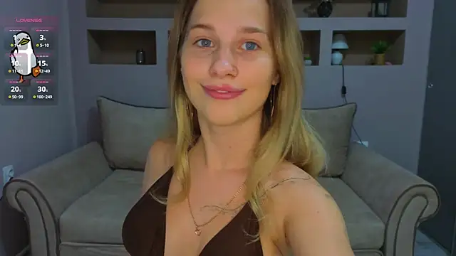 LinaCristonsen online show from 14, 9, 2025