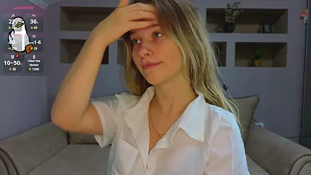 LinaCristonsen online show from 30, 10, 2025