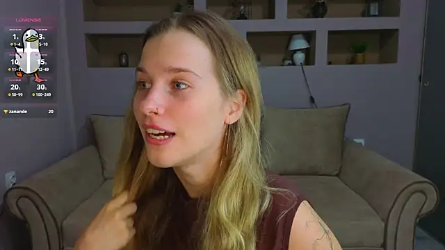 LinaCristonsen online show from 30, 9, 2025