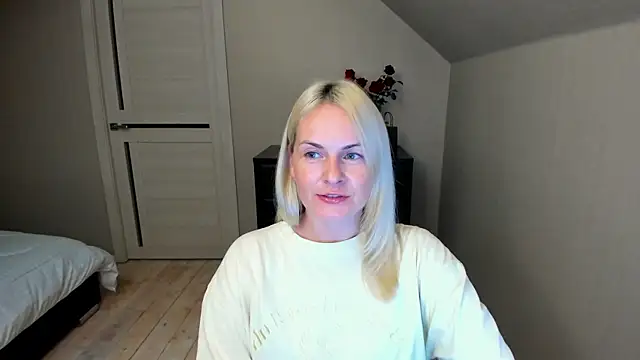 Alicee Gracee online show from 27, 9, 2025